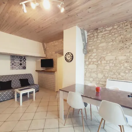 Maison Atypique 76m² - Centre La Roche-posay, Terrasse, Jardin Cloture - Fr-1-541-60